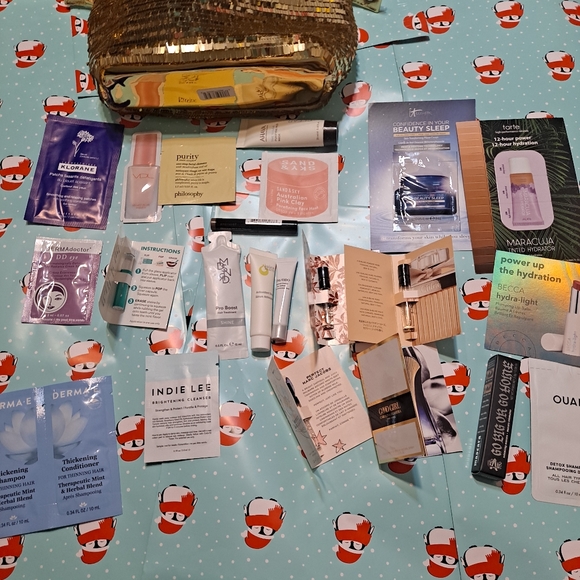 Ulta Beauty Other - New 22pc sample set